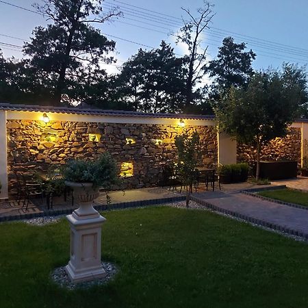Hotel Conacul Poetilor Gura Rîului Exterior foto