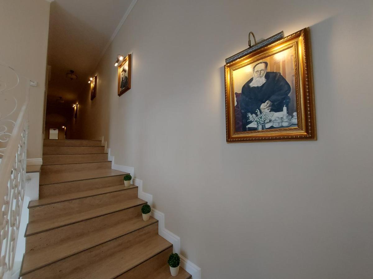 Hotel Conacul Poetilor Gura Rîului Exterior foto